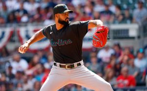 sandy-alcantara-brilla-en-seis-entradas-sin-carreras-y-corta-mala-racha-ante-piratas