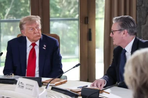 trump-y-starmer-firman-en-el-g7-el-acuerdo-comercial-para-reducir-los-aranceles