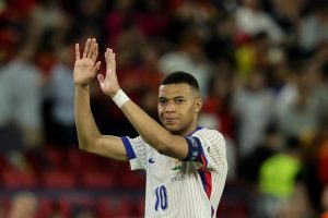 hospitalizan-a-la-estrella-francesa-kylian-mbappe-por-problemas-gastrointestinales