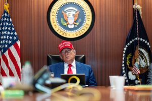 trump-agradece-a-iran-por-advertencia-previa-y-califica-ataque-como-“muy-debil”