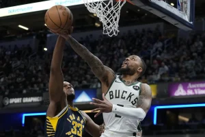 ¡bombazo-en-la-nba!-bucks-liberan-a-damian-lillard-y-firman-a-myles-turner