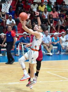 titanes-se-anota-la-serie-particular-ante-los-indios