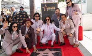 los-bukis-marcan-su-luz-como-estelar-estrella-mexicana-en-los-cielos-de-hollywood