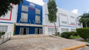 gobierno-anuncia-inversion-de-800-millones-para-construir-30-multiusos-en-gsd