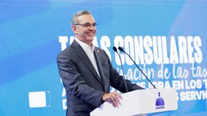 abinader-resalta-impacto-de-mejoras-en-educacion-fisica-escolar
