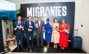 millizen-uribe-y-gelen-gil-producciones-presentan-“migrantes”