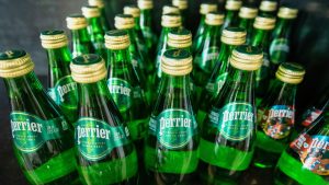 perrier-enfrenta-controversia-en-francia-por-uso-de-filtracion-no-autorizada