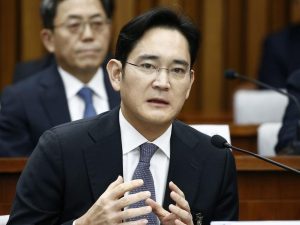 lider-de-samsung-queda-en-libertad-condicional-tras-polemico-indulto-en-corea-del-sur