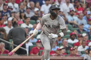 yankees-ganan,-mets-vuelven-a-tropezar-en-una-noche-contrastante-en-nueva-york
