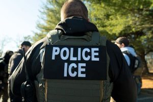 eeuu-registra-historica-caida-de-1,4-millones-de-inmigrantes-en-primer-semestre-de-trump