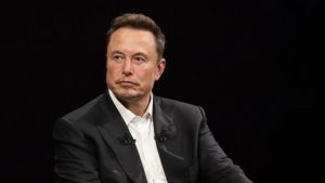 musk-demanda-a-apple-y-openai,-a-los-que-acusa-de-practicas-anticompetencia
