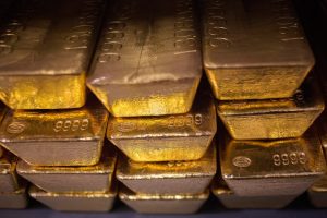 el-oro-rompe-record-y-supera-los-3600-dolares-tras-debiles-datos-laborales-en-ee-uu.
