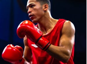 dos-dominicanos-avanzan-en-el-mundial-de-boxeo-en-liverpool