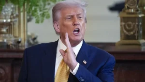 trump-arremete-contra-la-congresista-ilhan-omar,-quien-critico-la-figura-de-charlie-kirk