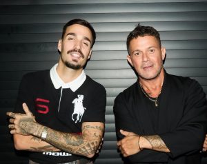alejandro-sanz-y-rels-b-se-unen-por-primera-vez-en-“no-me-tires-flores”