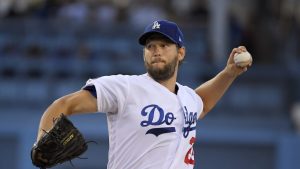kershaw-lanza-en-casa-por-ultima-vez-en-campana-regular-tras-18-anos-con-dodgers