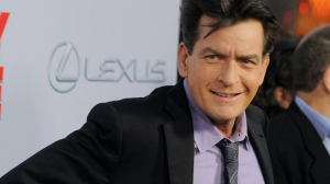 charlie-sheen-confiesa-que-un-cartel-mexicano-lo-veto-por-consumo-excesivo-de-drogas