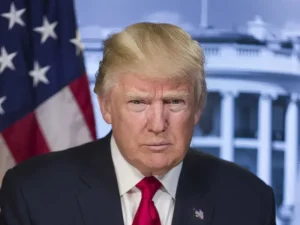 trump-celebra-imputacion-contra-el-exdirector-del-fbi-que-investigo-su-campana-de-2016