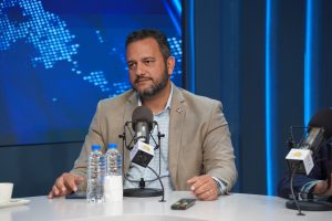 luis-madera-anuncia-programa-piloto-de-salud-escolar-en-112-centros-educativos