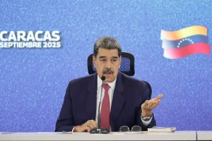 maduro-dice-estar-seguro-de-que-«agresion»-de-eeuu.-es-para-imponer-«gobiernos-titeres»