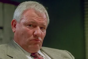 fallece-a-los-87-anos-ron-dean,-actor-de-“batman”-y-“the-breakfast-club”