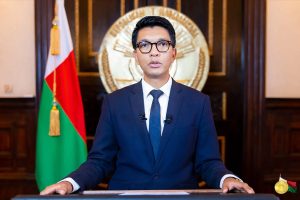 presidente-de-madagascar-confirma-que-huyo-a-un-“lugar-seguro”-para-proteger-su-vida