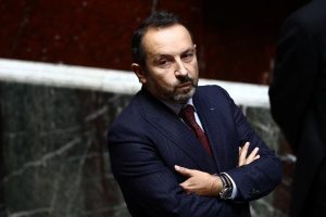 francia-suspende-el-aumento-de-edad-jubilatoria-tras-la-presion-politica