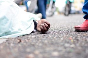 hombre-muere-al-intervenir-en-pelea-por-accidente-en-higuey