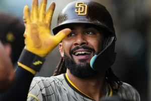 tatis-gano-2do-guante-de-oro-happ-vuelve-a-ganar. cubs-consiguen-un-maximo-de-las-mlb-con-3