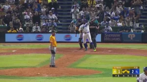 mel-rojas-jr.-detiene-la-mala-racha-del-licey-con-grand-slam