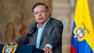 petro-advierte-a-trump:-«no-despierten-al-jaguar»,-en-respuesta-a-ataques-contra-lanchas
