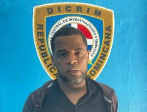 detienen-en-puerto-plata-a-hombre-que-suplanto-identidad-de-un-oficial-del-dicrim