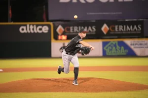 leones-del-escogido-superan-5-3-a-los-gigantes-del-cibao-con-jonron-de-franchy-cordero