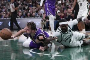resultados-nba:-doncic-anota-41-puntos,-reaves-agrega-25,-los-lakers-aplastan-a-los-bucks