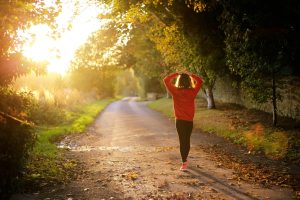 caminar-10.000-pasos-ya-no-es-suficiente:-que-recomienda-hoy-la-ciencia-del-ejercicio