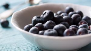 como-los-arandanos-pueden-mejorar-la-memoria-y-el-sueno,-segun-un-estudio