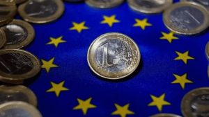 el-euro-cierra-2025-fortalecido-frente-al-dolar-por-debilitamiento-de-la-economia-estadounidense