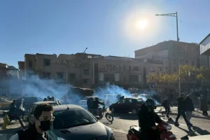 iran-vive-cuarto-dia-de-protestas-por-la-crisis-economica