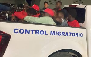 migracion-detiene-a-1,233-extranjeros-indocumentados-y-deporta-a-760-en-operativos-nacionales