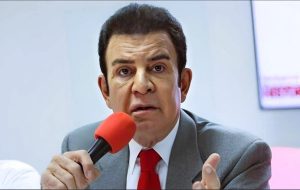 crisis-electoral-en-honduras:-nasralla-supera-levemente-a-asfura
