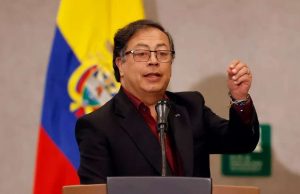 petro-vincula-hallazgo-de-cuerpos-en-el-mar-de-colombia-a-un-presunto-bombardeo-de-ee-uu.