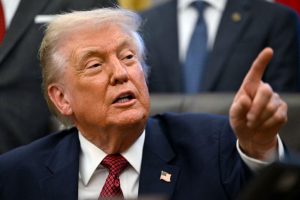 trump-advierte-a-petro-que-sera-“el-siguiente”-tras-presion-contra-maduro