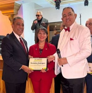 jueza-nyc-destaca-como-vital-labor-realiza-prensa-&-comunidad-hispana-(precohis)