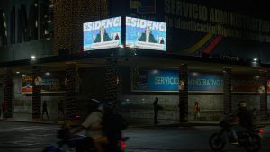 maduro-llama-a-lanzar-protestas-en-todo-el-mundo-contra-«la-pirateria»-de-eeuu.