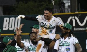 las-estrellas-derrotan-dos-veces-al-licey-y-escalan-al-tercer-lugar