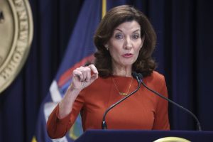 kathy-hochul-apoya-ley-de-suicidio-asistido-en-nueva-york