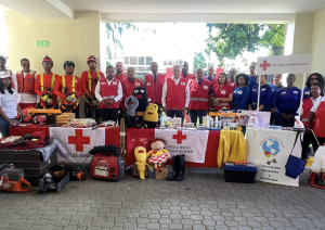 cruz-roja-despliega-casi-4,000-voluntarios-y-mas-de-300-puestos-socorros-para-operativo-navidad