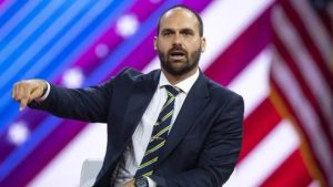 eduardo-bolsonaro-pierde-su-escano-y-afirma-que-“valio-la-pena”-su-ofensiva-internacional