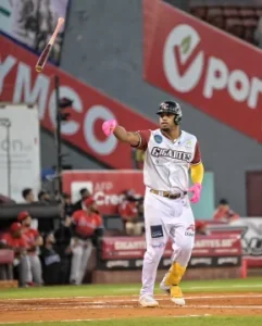gigantes-vencen-4-1-al-escogido-y-aprietan-la-lucha-por-clasificar