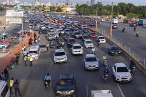 este-sabado-cerraran-carriles-de-la-autopista-duarte-por-mejoras-en-puente-peatonal